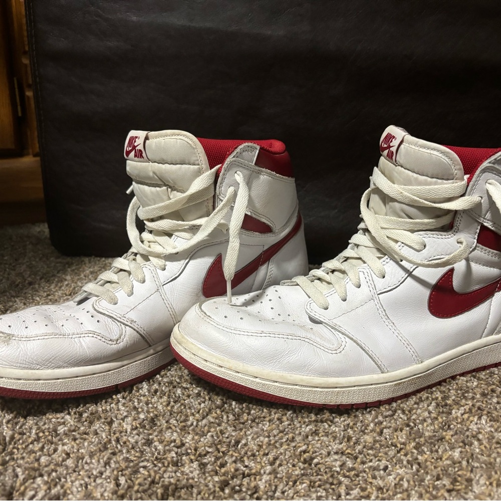 Nike Air Jordan 1 - Metallic Red - Size 11.5